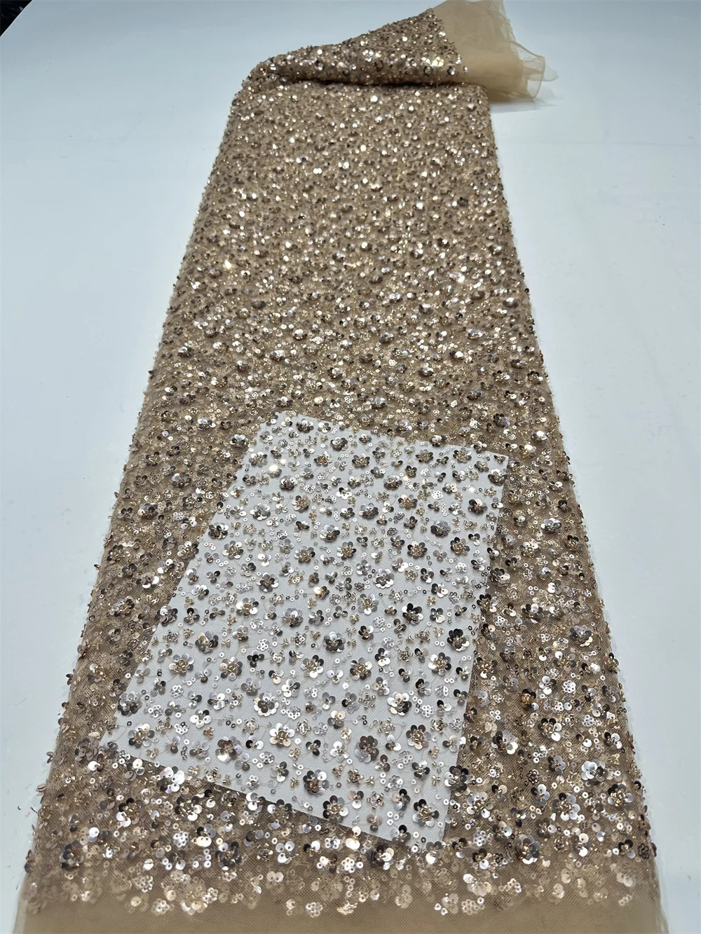 Glitter Tablecloth - Tissu africain en dentelle et paillettes