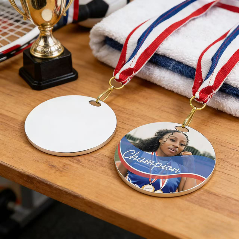 Médaille personnalisée en MDF  - Event & Party Supply Photos avis et prix